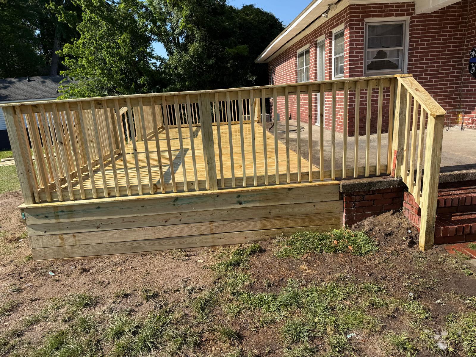 Custom Deck — Wood deck & railing